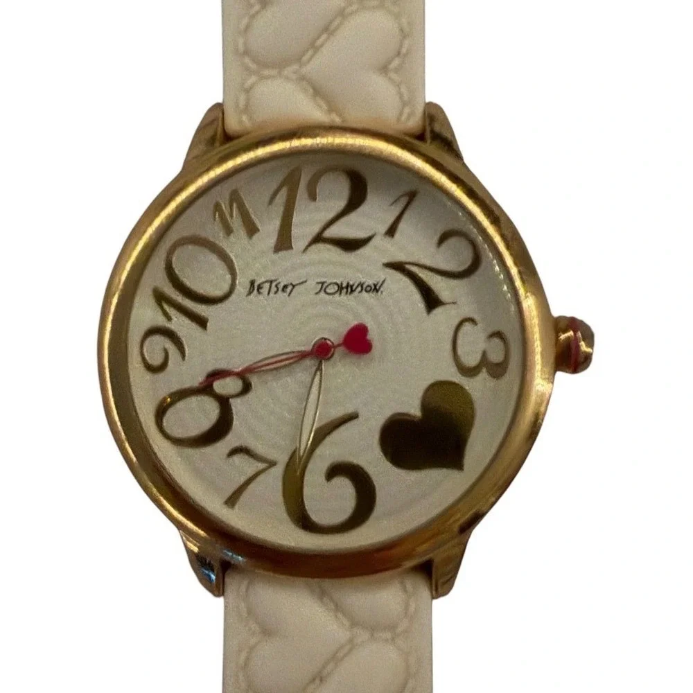 Betsey Johnson‎ XOX Gold Cream Heart Embossed Silicone Strap Watch BJ00250-05